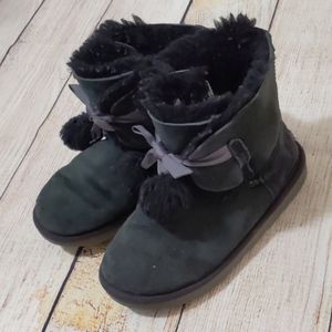 Black Girls Ugg Gita Boots